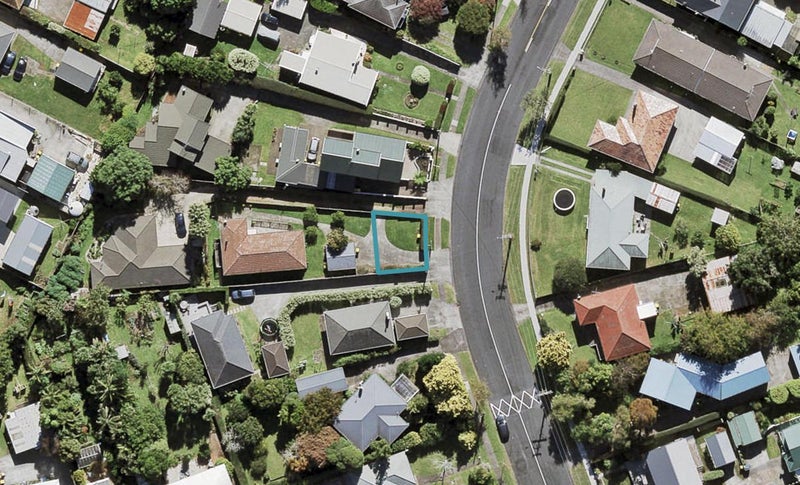 64B Yeovil Road, Te Atatū Peninsula, Auckland - Carousel 1