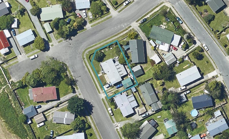 35 Sequoia Crescent, Owhata, Rotorua - Carousel 1