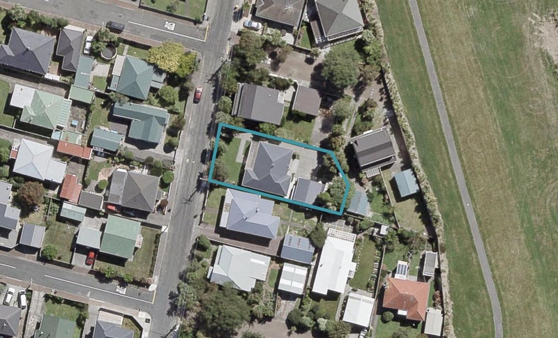34 Mudie Street, Alicetown, Lower Hutt - Carousel 1