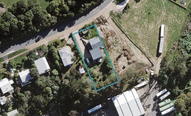 43 Sea View Road, Ostend, Waiheke Island - Carousel 1