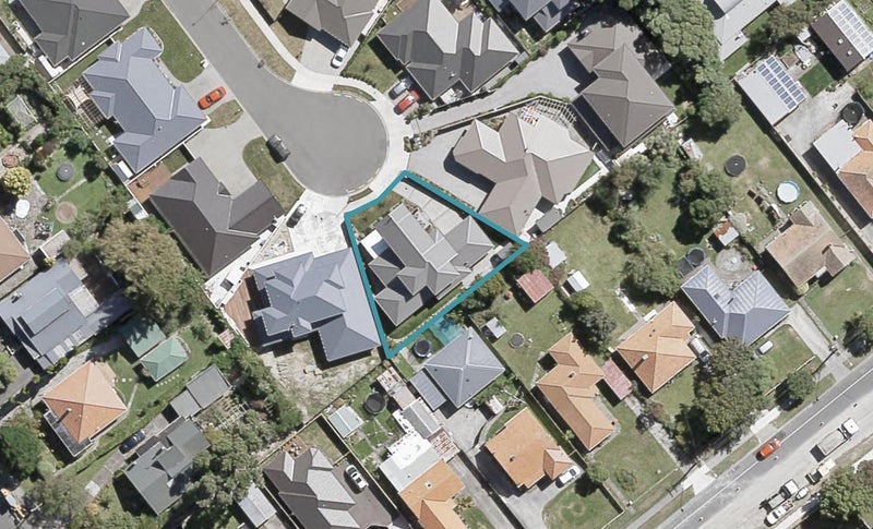 18 Macdiarmid Place, Waiwhetu, Lower Hutt - Carousel 1