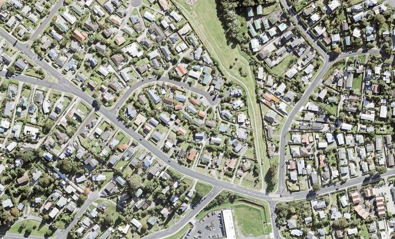 16A Jean Place, Stanmore Bay, Whangaparaoa - Carousel 1