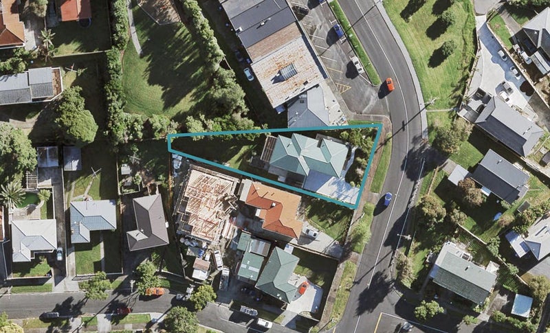 1 Boundary Road, New Windsor, Auckland - Carousel 1