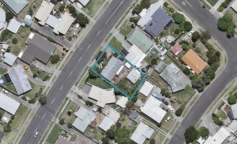 21 York Avenue, Tamatea, Napier - Carousel 1
