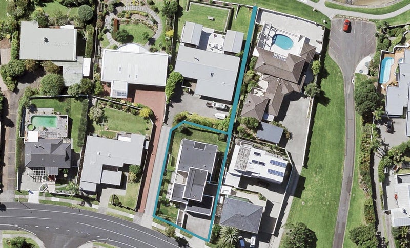 88 Bramley Drive, Farm Cove, Auckland - Carousel 1