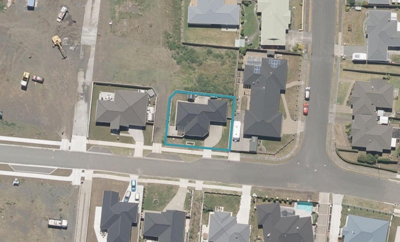 2 Simon Street, Tawhero, Whanganui - Carousel 1