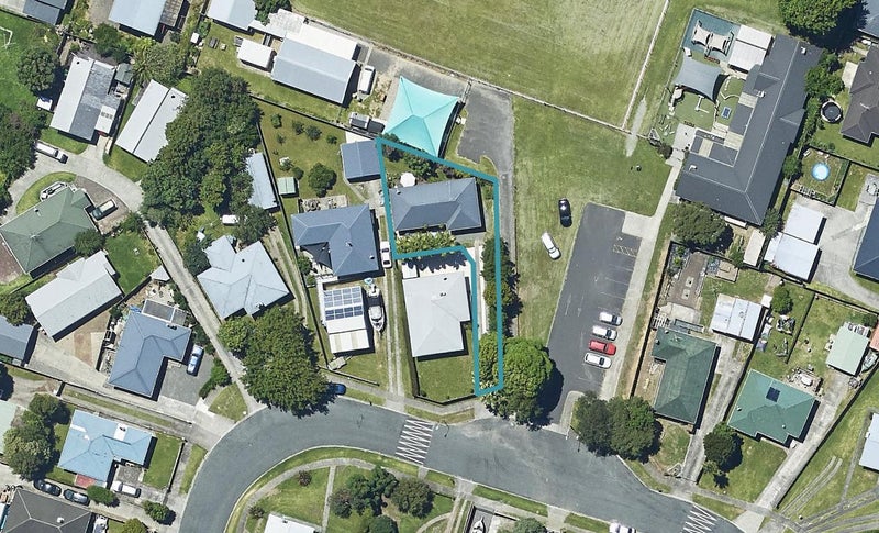 41B Henderson Crescent, Parkvale, Tauranga - Carousel 1
