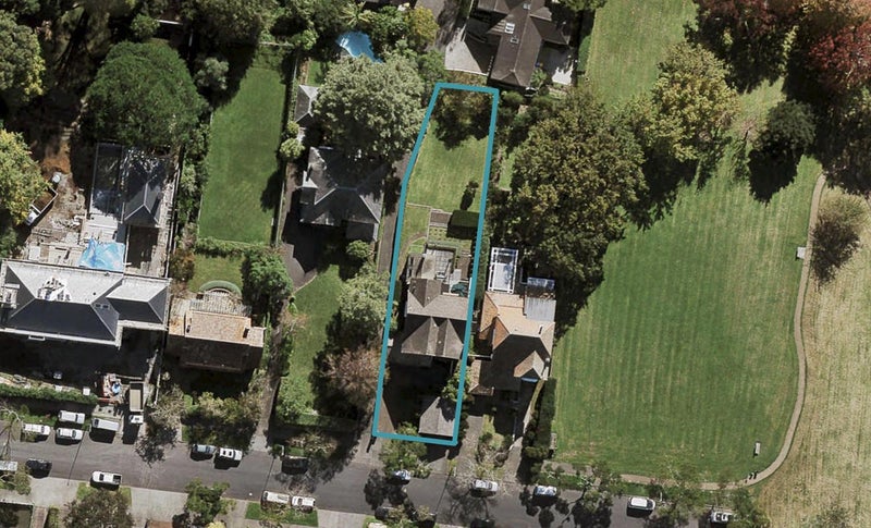 16 Waiata Avenue, Remuera, Auckland - Carousel 1