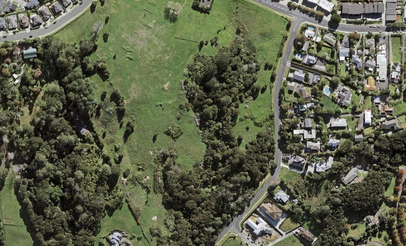 31 Seasons Way, Schnapper Rock, Auckland - Carousel 1