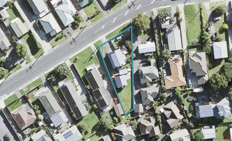 16A Bay Street, Red Beach, Whangaparāoa - Carousel 1