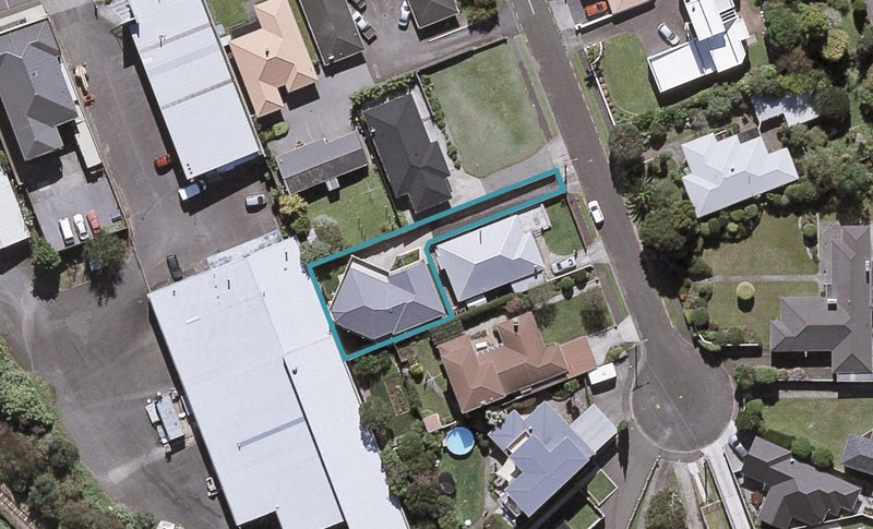 4A Strandon Place, Strandon, New Plymouth - Carousel 1