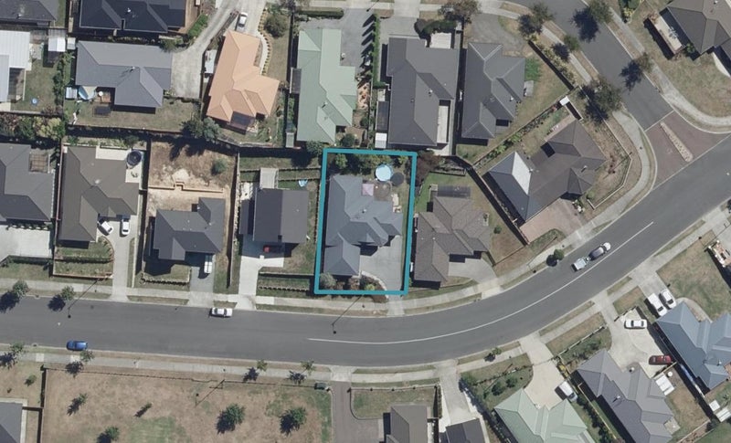 48 Farnborough Drive, Nawton, Hamilton - Carousel 1