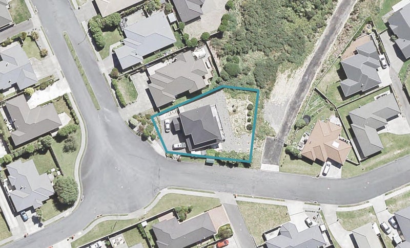 133 Kirton Drive, Riverstone Terraces, Upper Hutt - Carousel 1