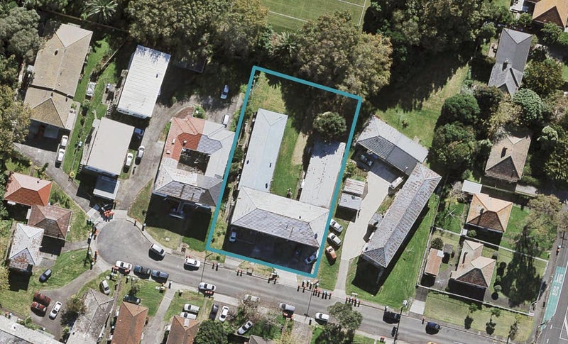7/3 Begbie Place, Sandringham, Auckland - Carousel 1