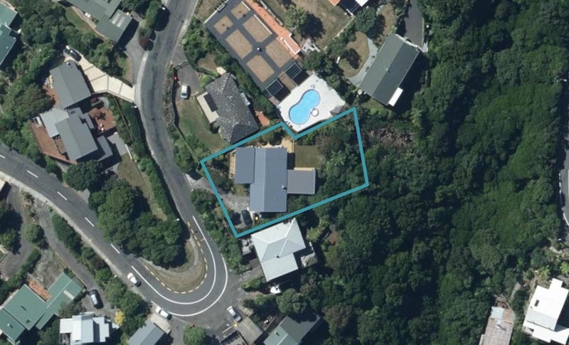 81 Motuhara Road, Plimmerton, Porirua - Carousel 1