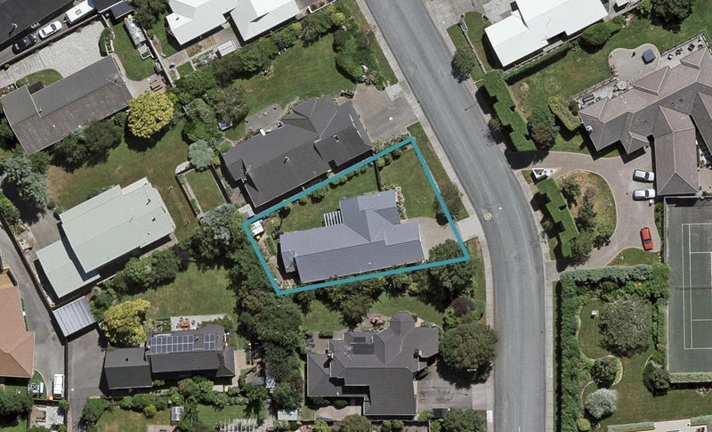 8 Turnbull Street, Rosedale, Invercargill - Carousel 1