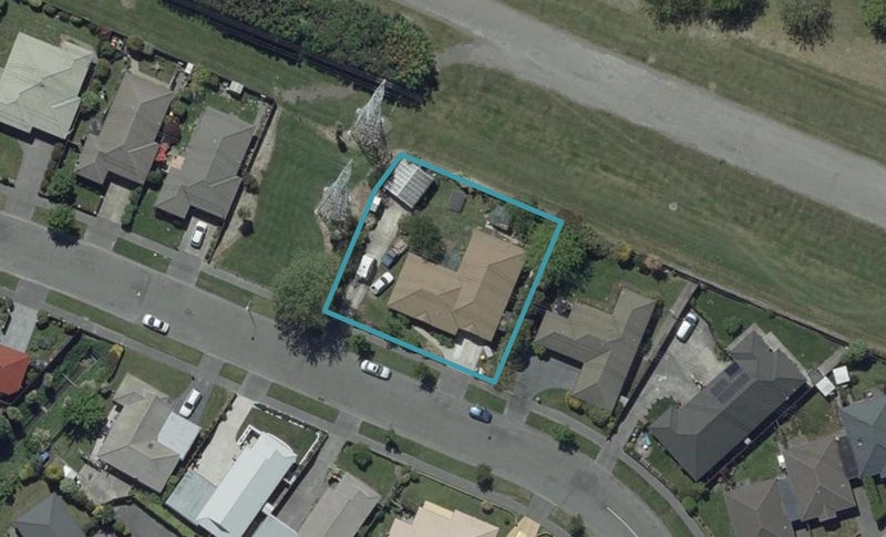 8 Showgate Avenue, Sockburn, Christchurch - Carousel 1