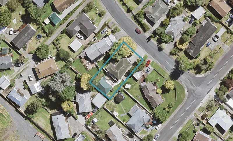 19 Parma Place, Henderson, Auckland - Carousel 1