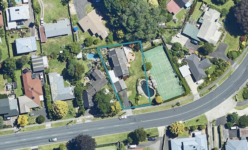 239 Grange Road, Otumoetai, Tauranga - Carousel 1