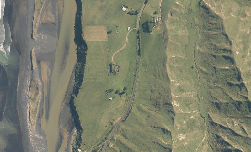 5046 State Highway 3, Mokau - Carousel 1