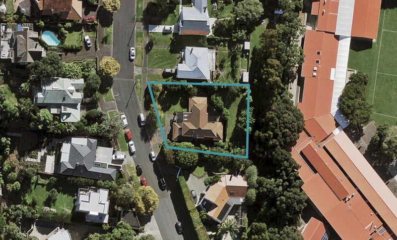 14 Stirling Street, Remuera, Auckland - Carousel 1