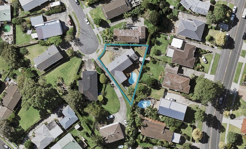 8 Cobana Place, Pakuranga Heights, Auckland - Carousel 1