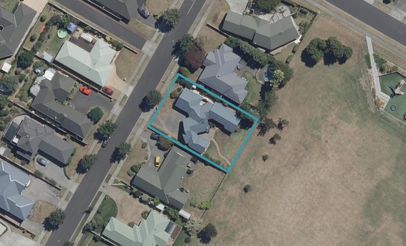 5 Limousin Place, Grandview Heights, Hamilton - Carousel 1