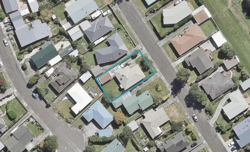 21 Whirinaki Crescent, Heretaunga, Upper Hutt - Carousel 1
