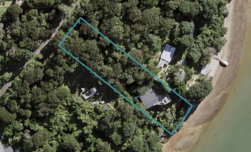 40 Albert Crescent, Ostend, Waiheke Island - Carousel 1