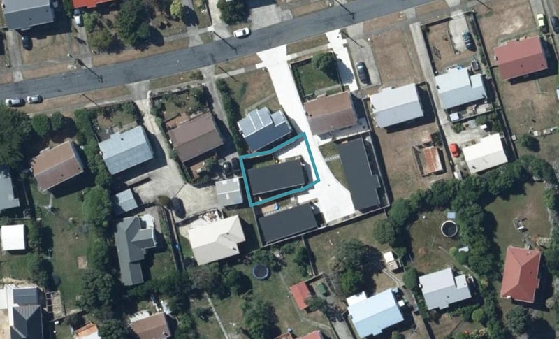 17B Tuki Street, Titahi Bay, Porirua - Carousel 1