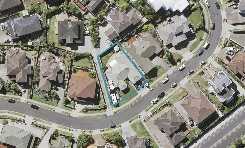 30 Ballymore Drive, Pinehill, Auckland - Carousel 1