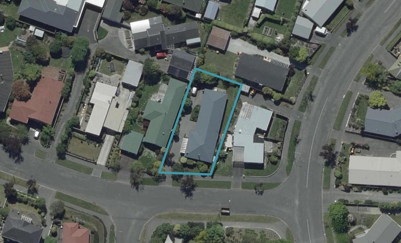 4 Harrowdale Drive, Avonhead, Christchurch - Carousel 1
