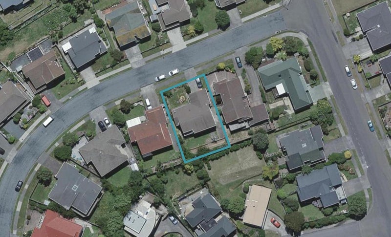 5 Ordley Grove, Tawa, Wellington - Carousel 1