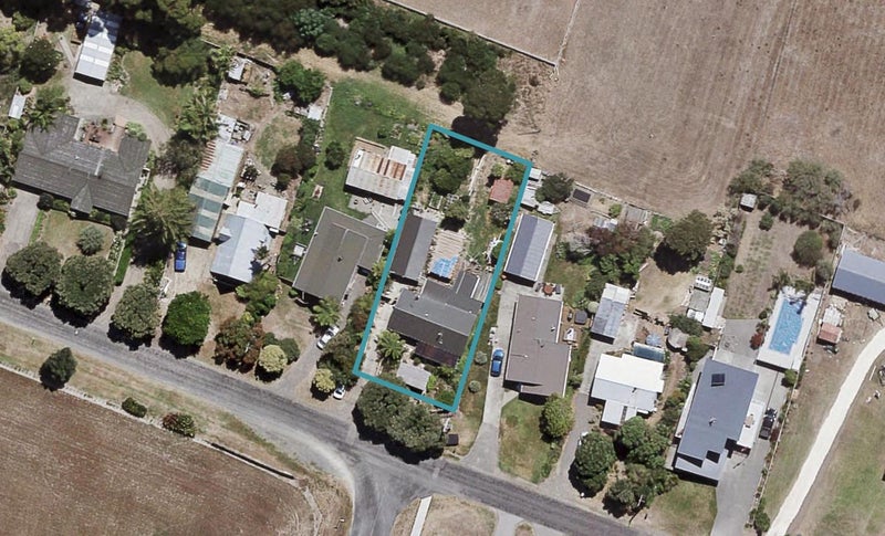 33 North Shore Road, Eskdale, Napier - Carousel 1