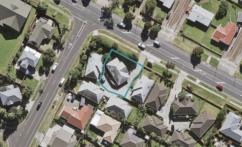 10/672 Massey Road, Māngere, Auckland - Carousel 1