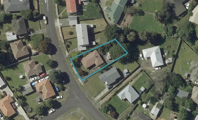30 Crewe Crescent, Hokowhitu, Palmerston North - Carousel 1