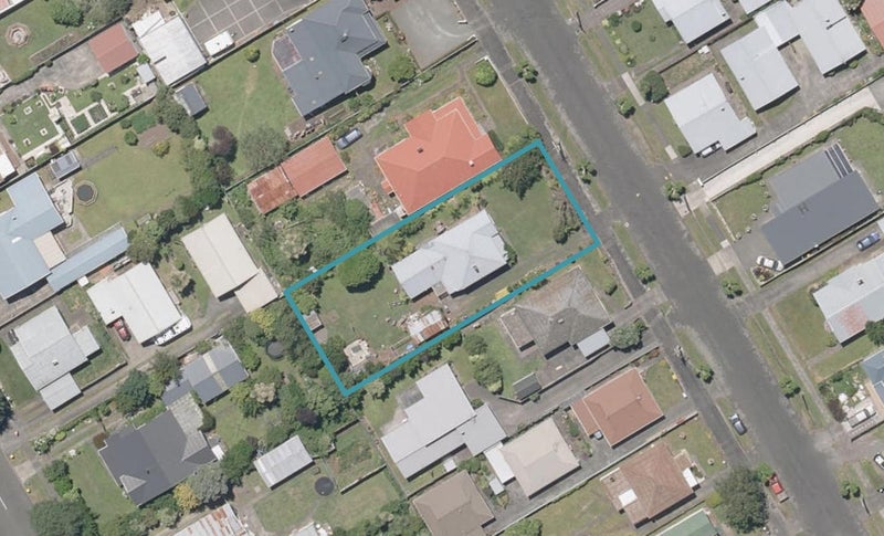 21 Moana Street, Whanganui East, Whanganui - Carousel 1