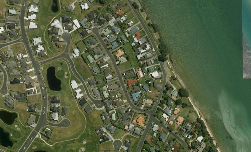 14 Bermuda Place, One Tree Point - Carousel 1