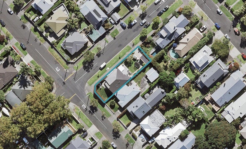 117 Warnock Street, Westmere, Auckland - Carousel 1