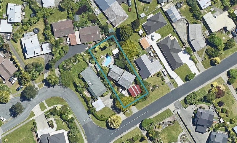 75 Grand Vue Road, Kawaha Point, Rotorua - Carousel 1