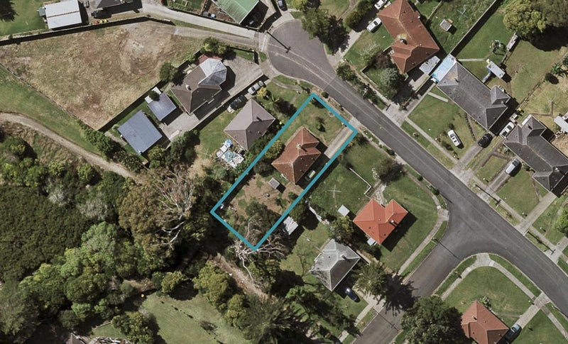12 Bentley Road, Otara, Auckland - Carousel 1
