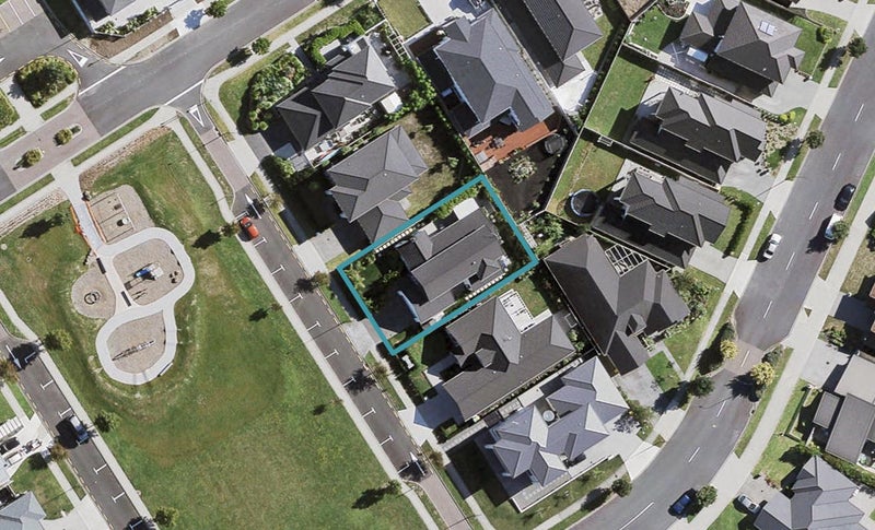 5 Rossini Court, Karaka, Papakura - Carousel 1