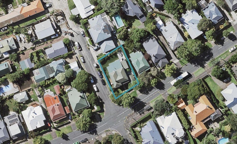 43 Albert Road, Devonport, Auckland - Carousel 1
