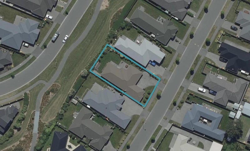 9 Strathcarron Place, Broomfield, Christchurch - Carousel 1