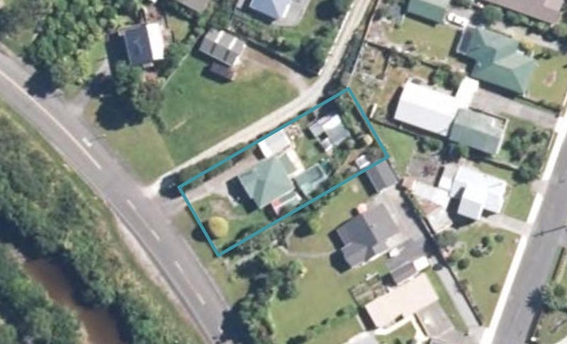 11 Rutherglen Road, Paroa, Greymouth - Carousel 1