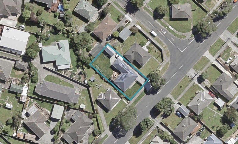223 Oxford Terrace, Avalon, Lower Hutt - Carousel 1