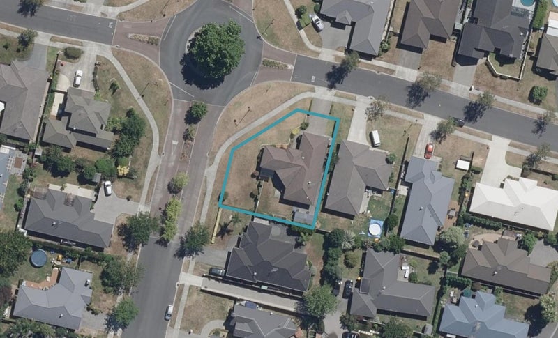 2 Holford Place, Huntington, Hamilton - Carousel 1