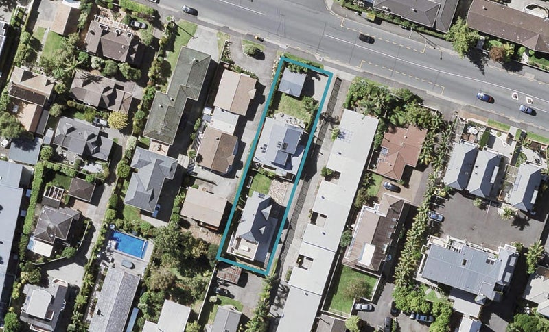 1/56 Kitchener Road, Milford, Auckland - Carousel 1