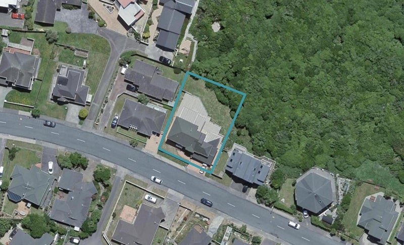 14 Ashton Fitchett Drive, Brooklyn, Wellington - Carousel 1