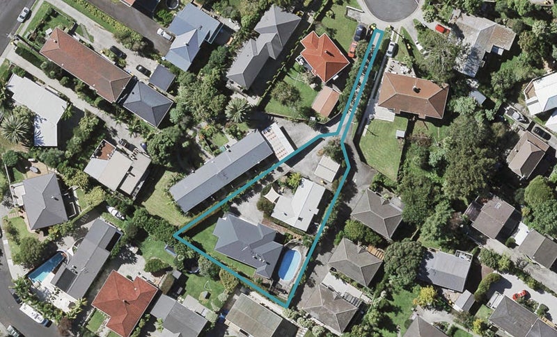 2/8 Fifeshire Street, Belmont, Auckland - Carousel 1